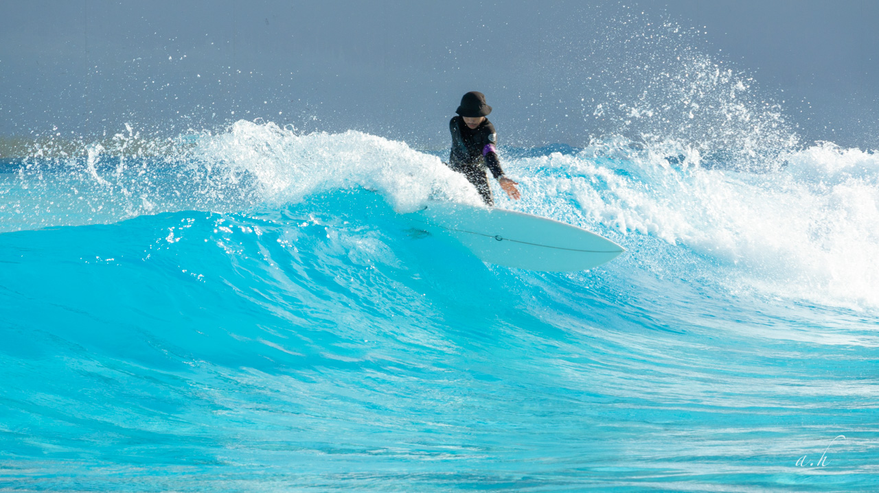 wavepark_korea_surfing